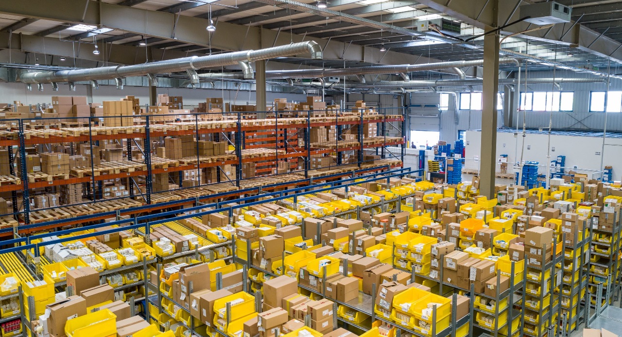 minimisation des niveaux de stock.